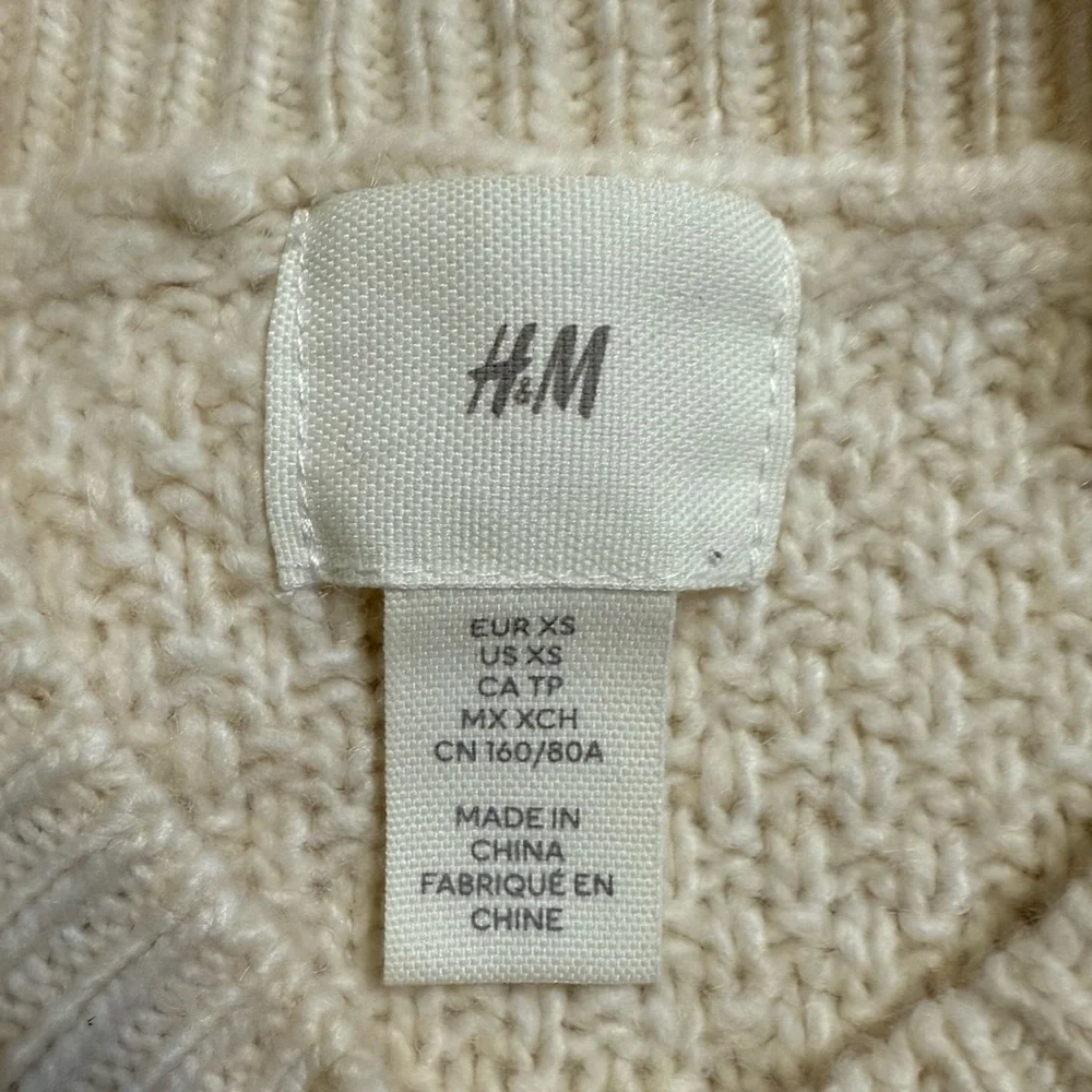 H&M Cream Cable Knit Sweater Dress - Picture 4 of 4